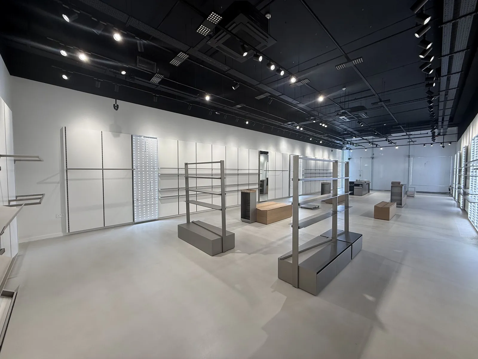 Sales floor & feature lighting, Salomon Liverpool commercial fit-out by Aldridge Electrical
