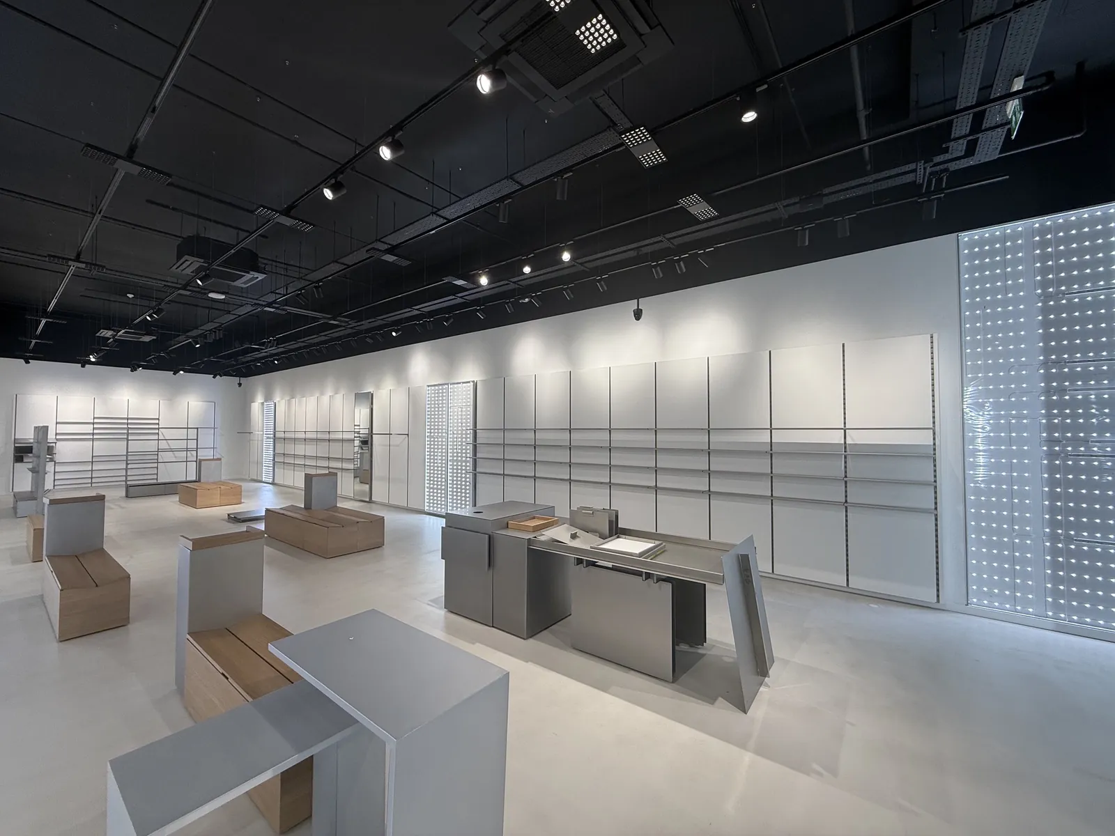 Display plinths, Salomon Liverpool commercial fit-out by Aldridge Electrical
